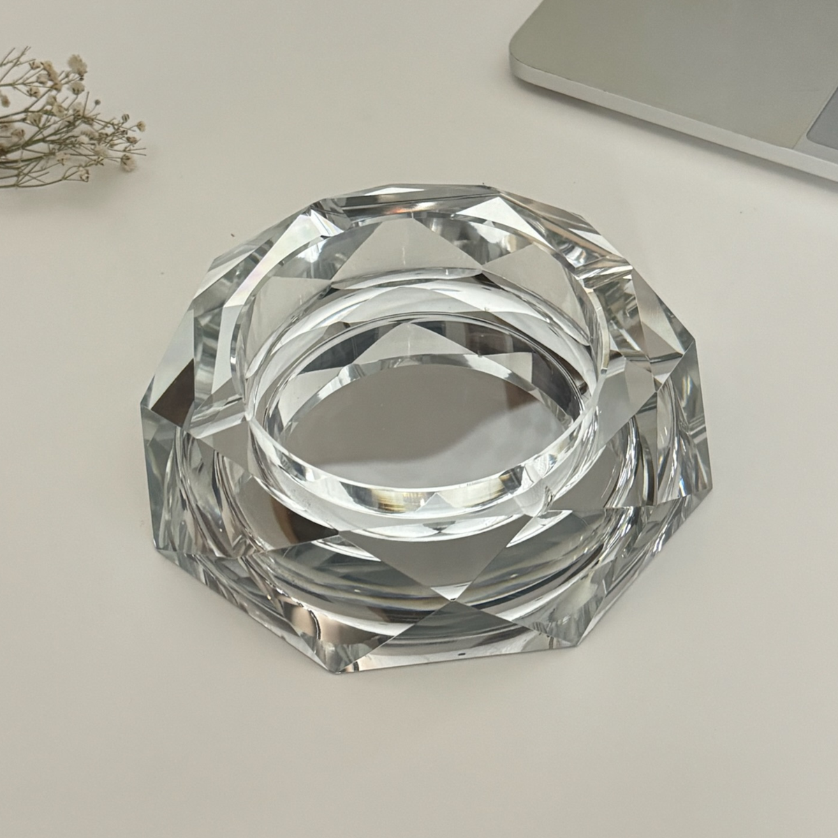Smoky Crystal Ashtray White